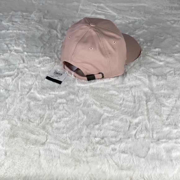 NWT Coach ladies hat - Picture 4 of 6